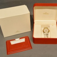 An Omega Constellation Automatic Chronometer 18ct Gold Gentleman's Wrist Watch with 18ct Gold Strap with Omega Box Hammer £2,400